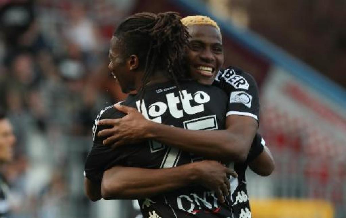 Jupiler Pro League - KV Oostende en Charleroi houden elkaar in evenwicht