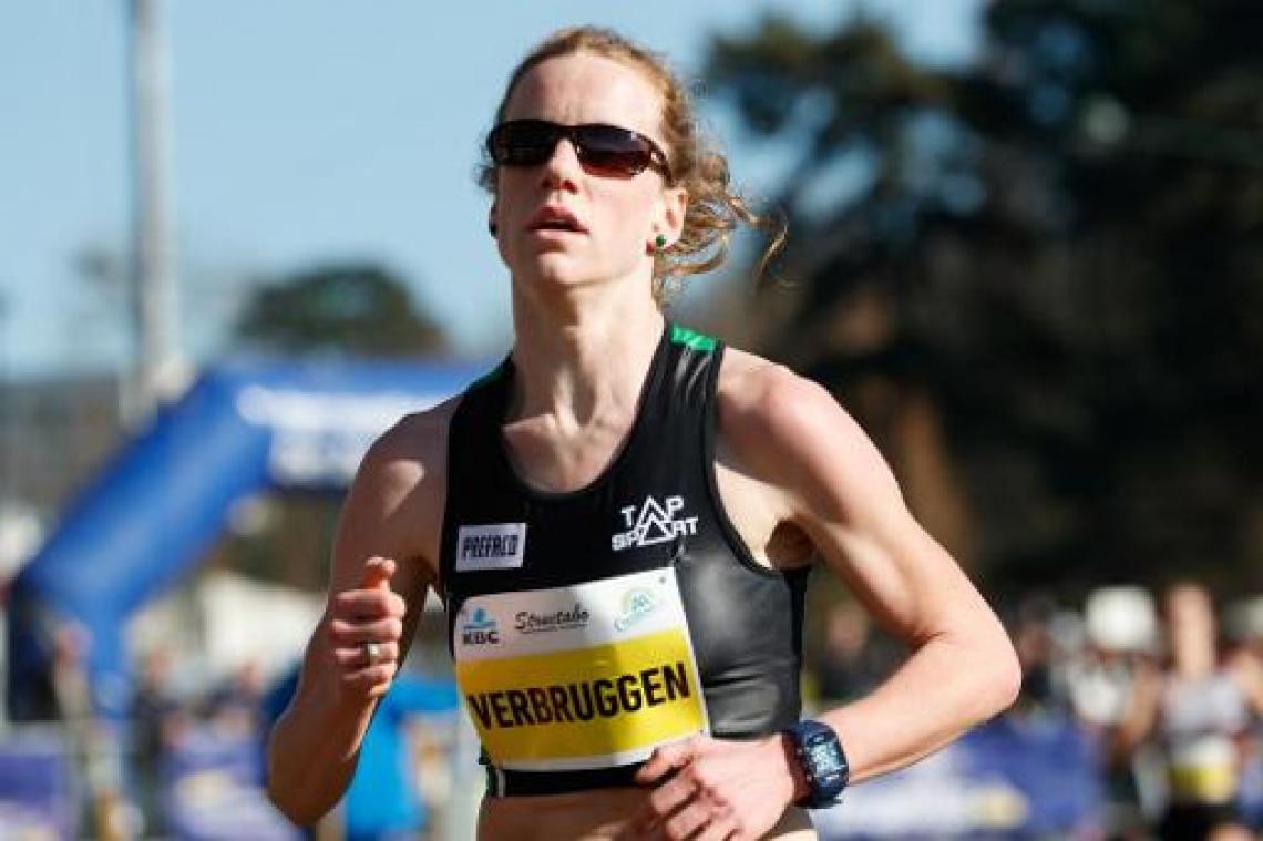 Hanne Verbruggen neemt duik onder 2u40 bij marathondebuut in Düsseldorf