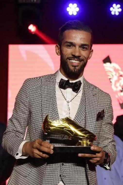 Belgische Leeuw - Mehdi Carcela blijft rustig onder geruchtenstroom: "Standard zal altijd mijn club blijven"