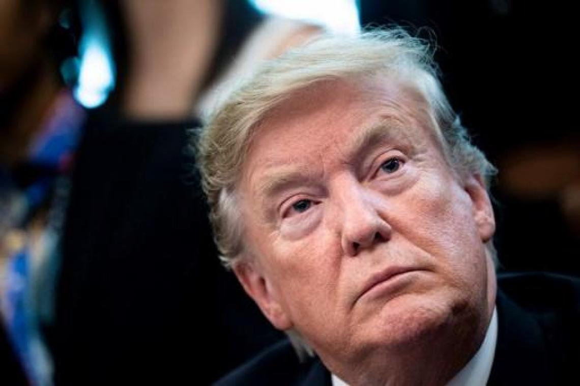 Amerikaanse president Trump wil asielaanvragen betalend maken