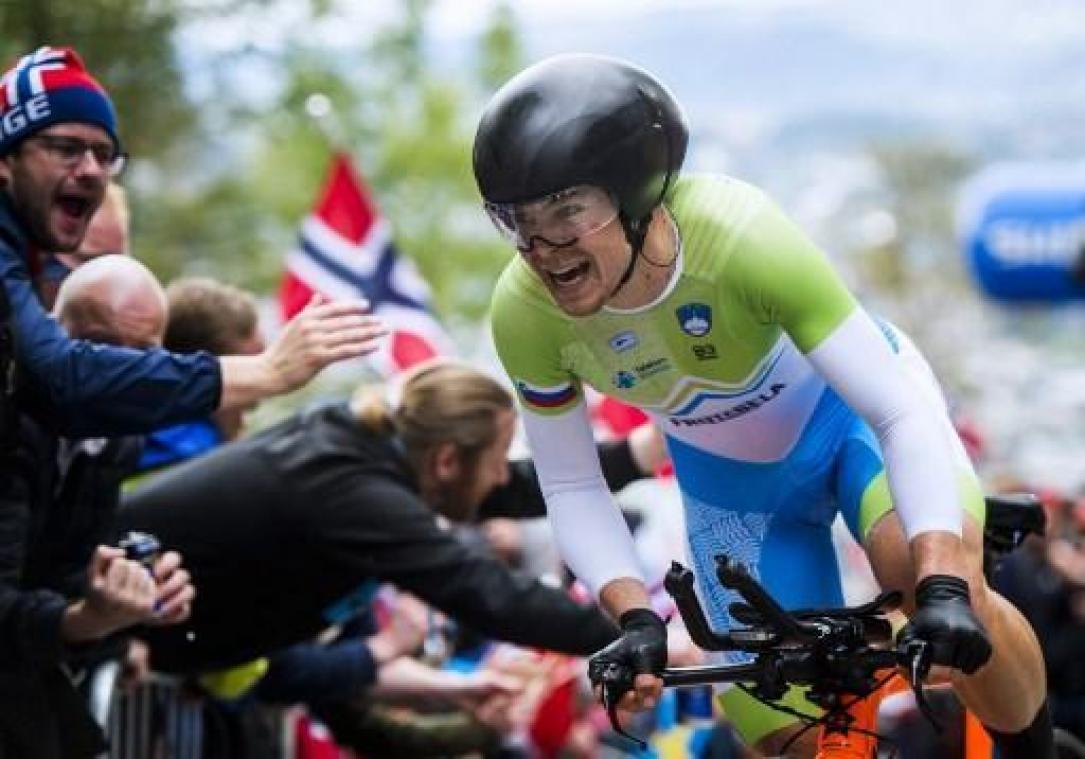 Jan Tratnik wint proloog, Campenaerts komt ten val