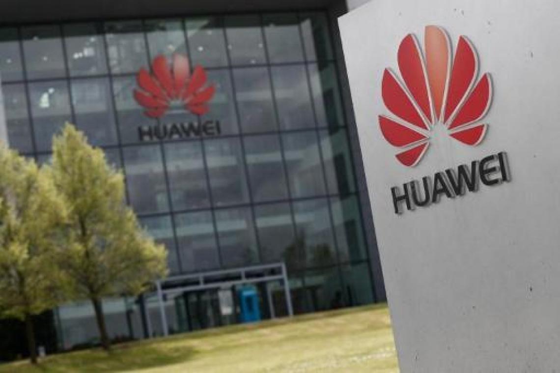 Vodafone vond achterdeurtjes in Huawei-technologie: Huawei ontkent