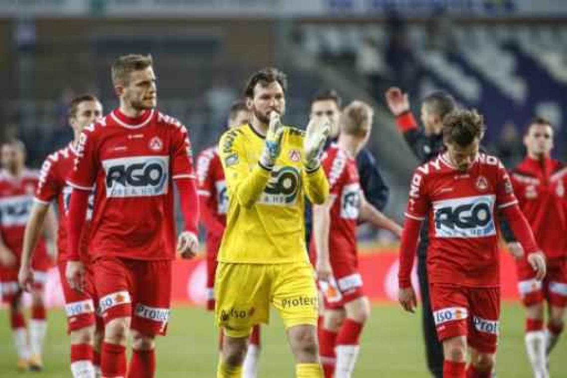 KV Kortrijk stelt Patrick De Wilde aan als nieuwe trainer