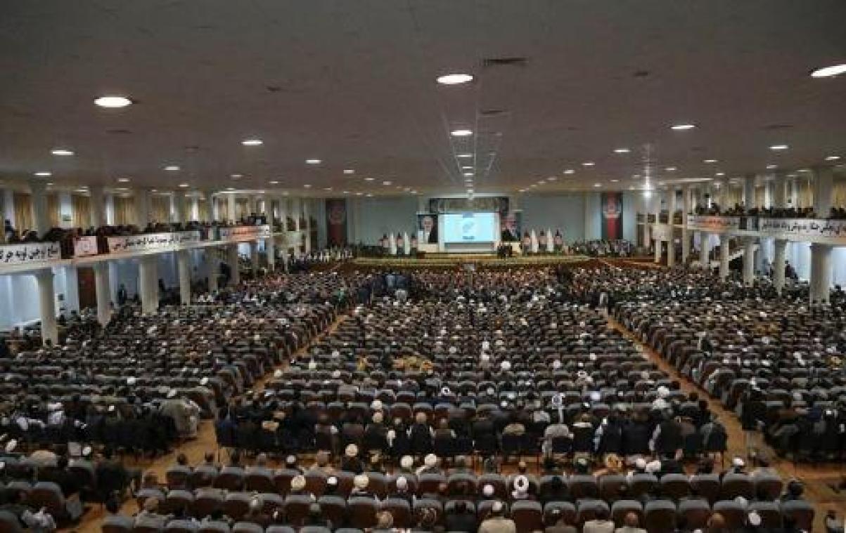 "Loya jirga" in Afghanistan roept op tot wapenstilstand