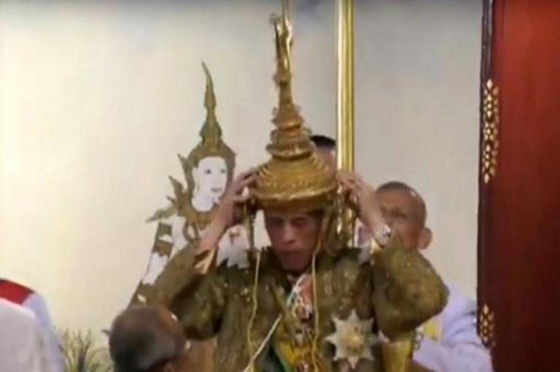 Maha Vajiralongkorn gekroond tot nieuwe koning Thailand