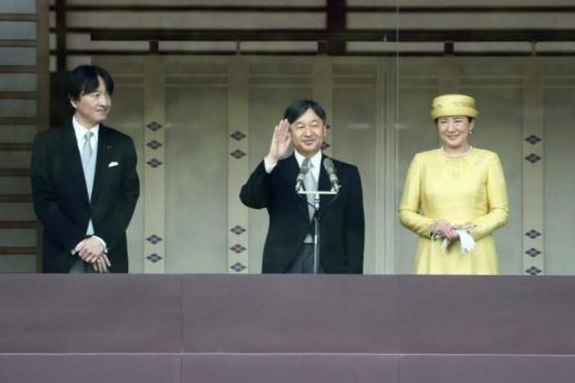 Nieuwe Japanse keizer toont zich voor het eerst aan het volk