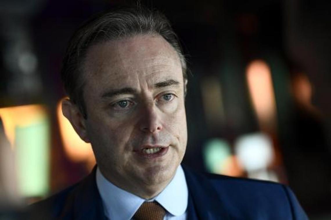 De Wever wil snel Vlaamse regering vormen, liefst met twee