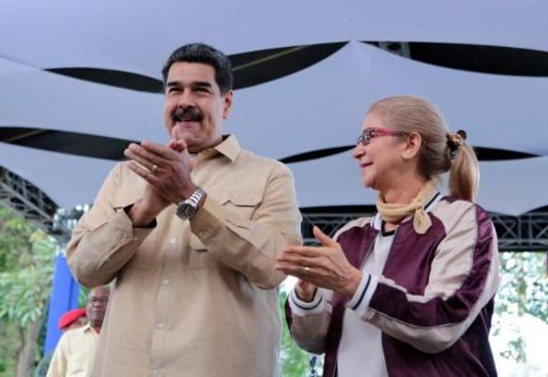 Maduro roept Venezolaans leger op om zich klaar te houden voor Amerikaanse aanval