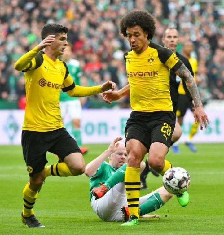 Belgen in het buitenland - Dortmund verliest dure punten in titelrace