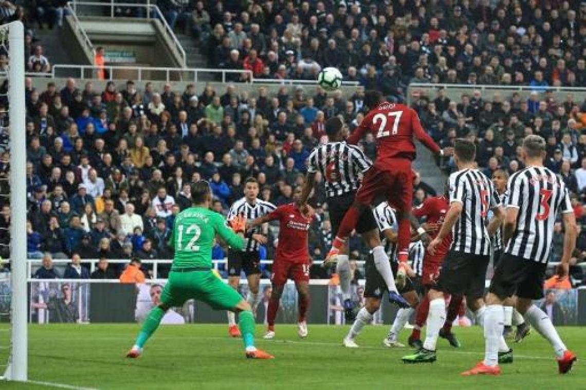 Belgen in het buitenland - Invaller Origi houdt Liverpool in de titelrace