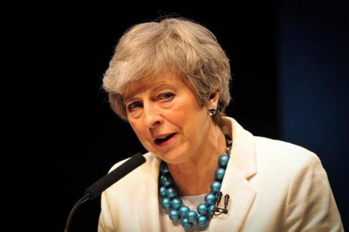 May doet smeekbede aan Corbyn om deal te bereiken