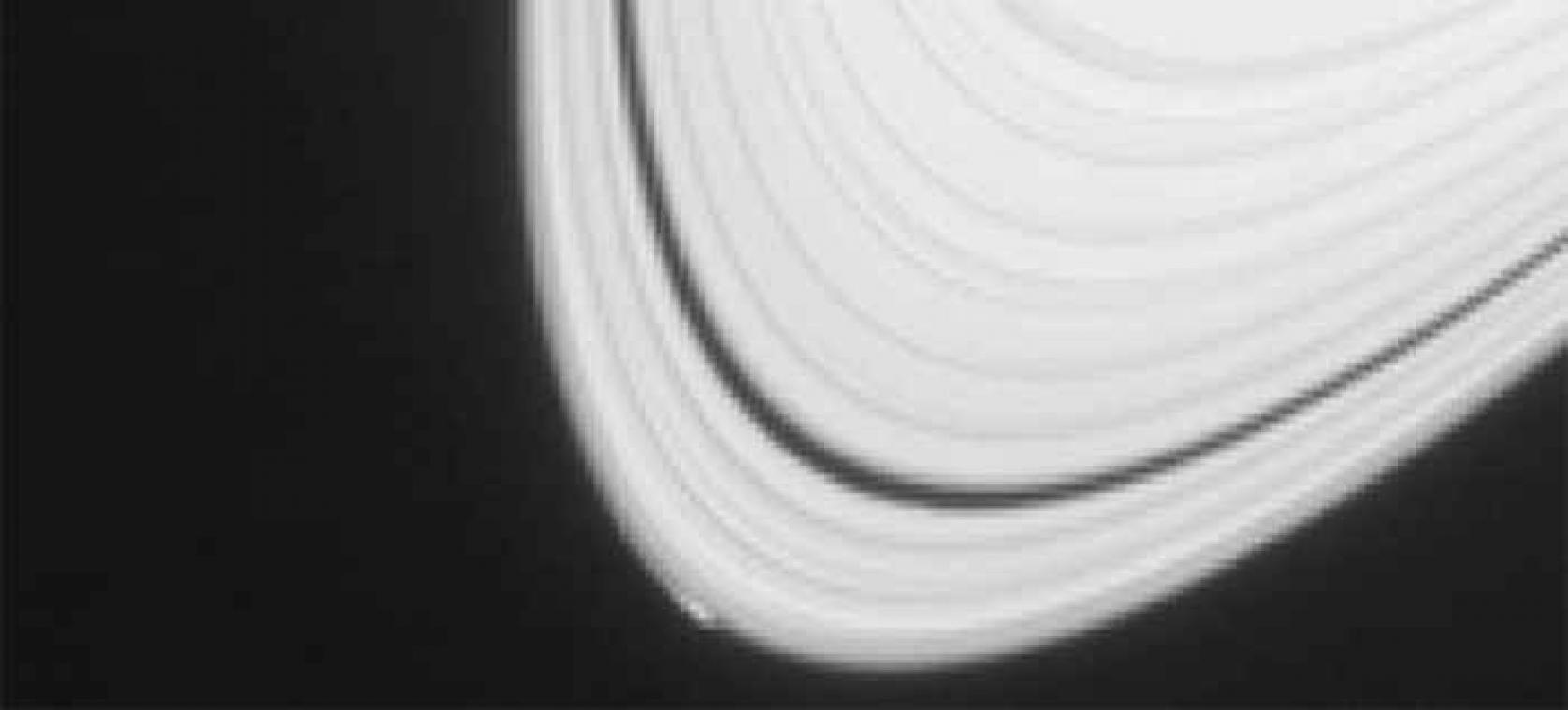 NASA ontdekt de geboorte van een nieuwe maan bij Saturnus