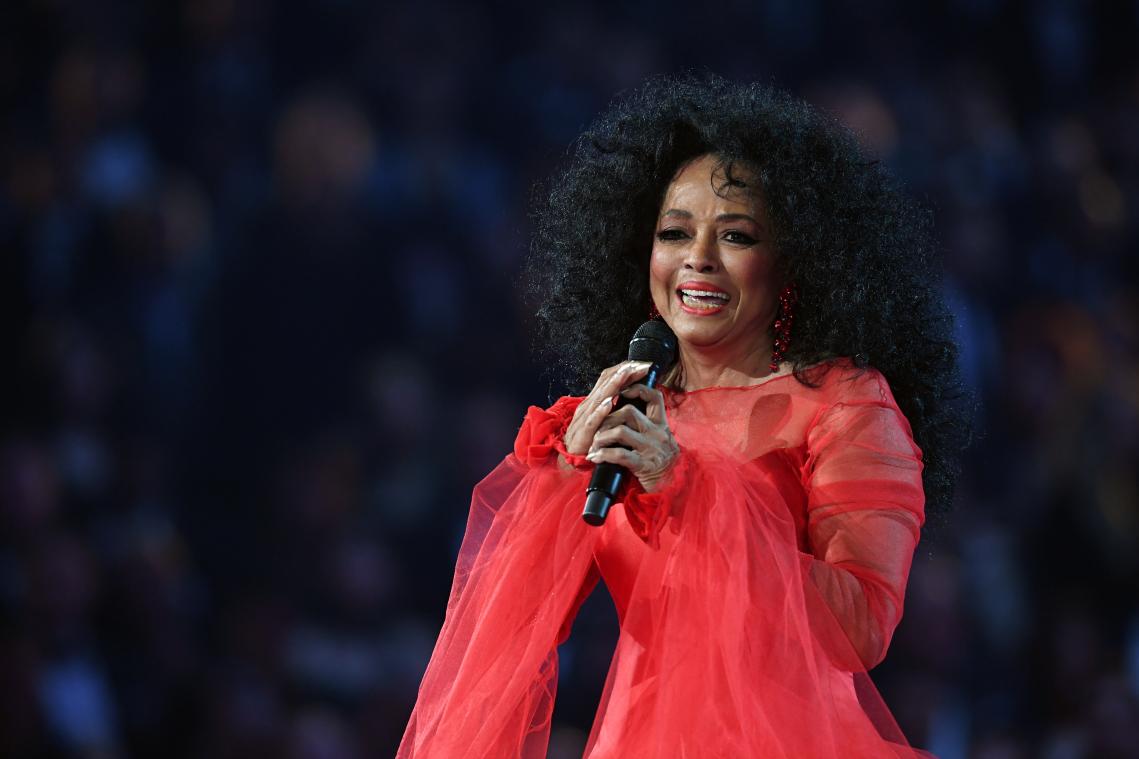Diana Ross geshockeerd nadat ze werd "betast" op luchthaven New Orleans