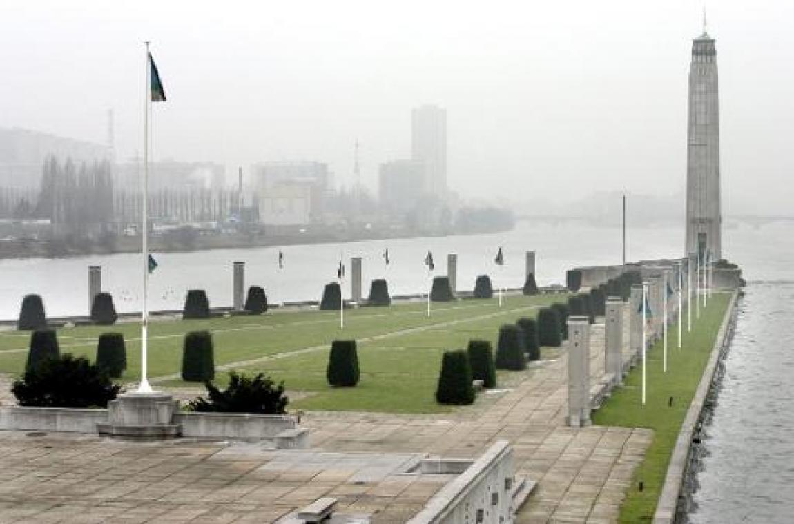Mars langs Albertkanaal tegen opmars van uiterst-rechts