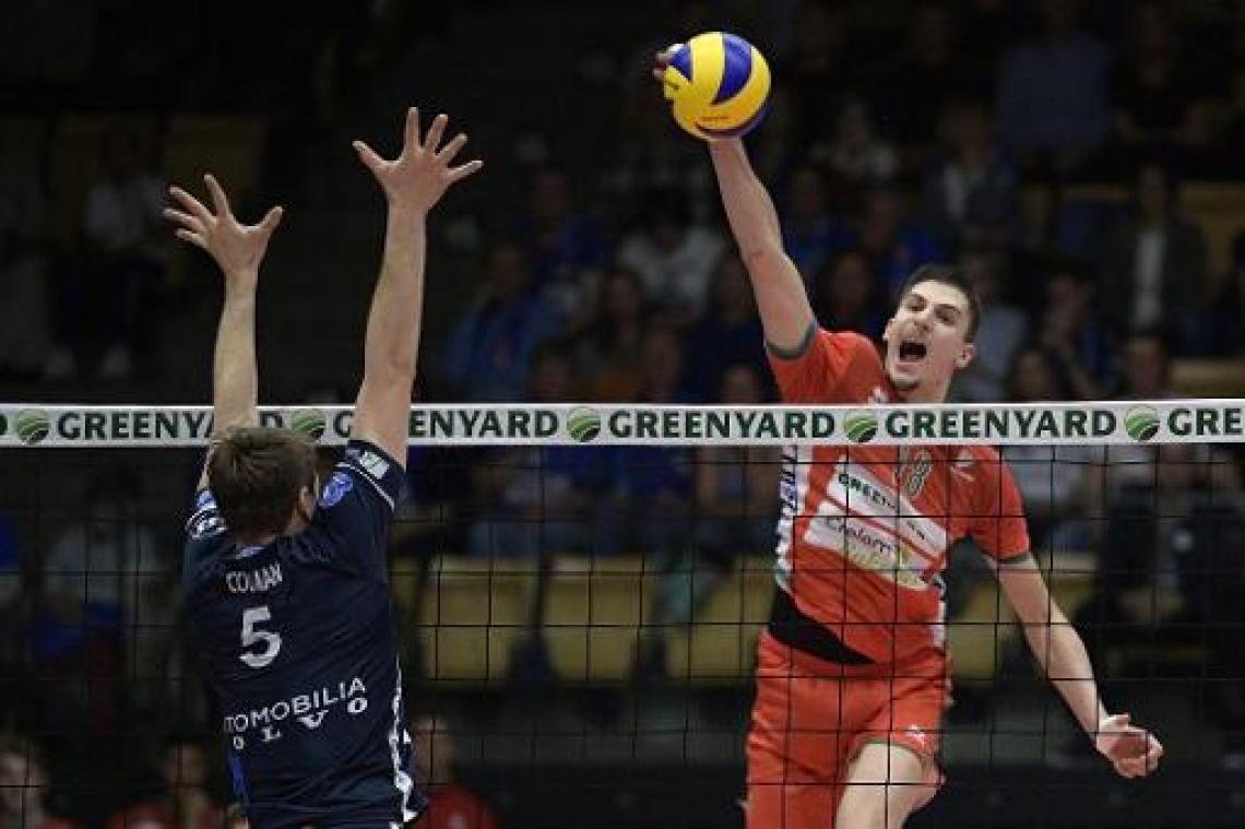Euromillions Volley League - Roeselare wint in Maaseik en sleept beslissend duel uit de brand