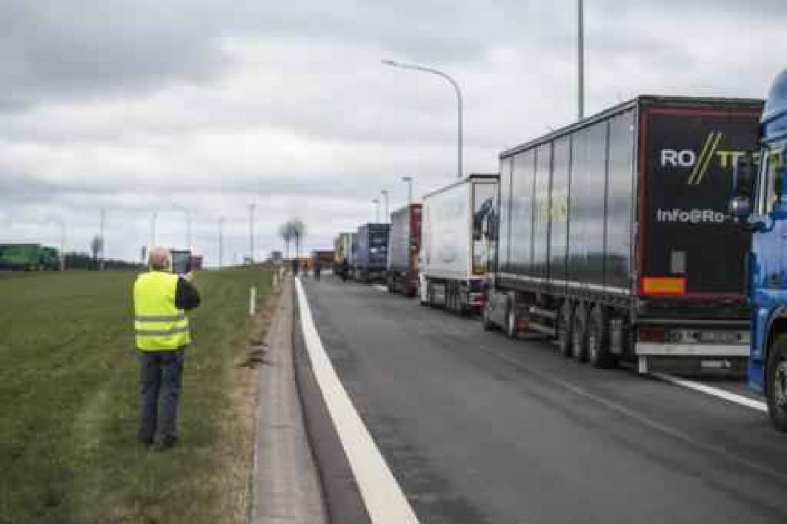 Kilometerheffing vrachtwagens - Waalse minister van Begroting belooft maatregelen om transportbedrijven te helpen