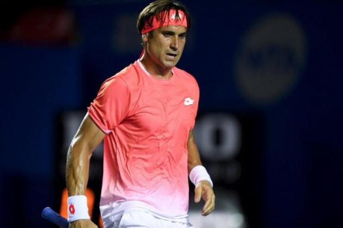 ATP Madrid - David Ferrer mag tennisrackets opbergen