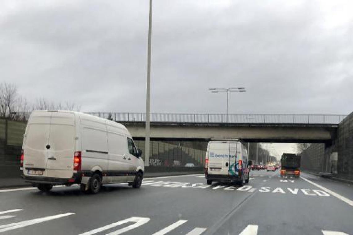 Verkeer op E40 in Brussel vanuit Leuven rijdt vanaf maandag op een rijstrook minder