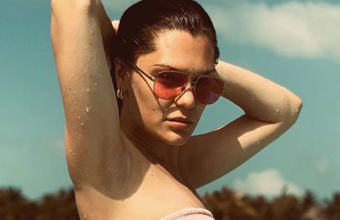 Jessie J heeft genoeg van commentaar op haar kleine borsten