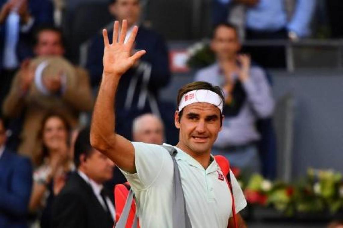 Dominic Thiem overleeft twee matchballen tegen Roger Federer in Madrid