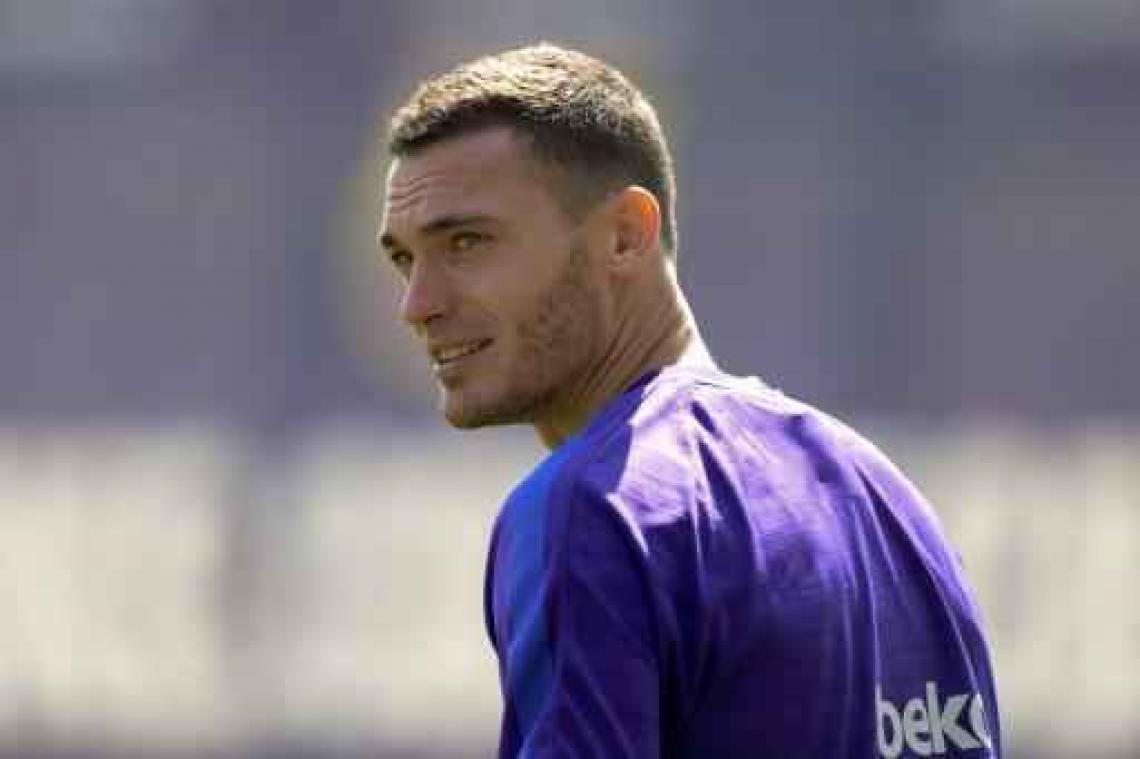 Vermaelen mag hopen op speeltijd in El Clasico, Rafinha maakt comeback