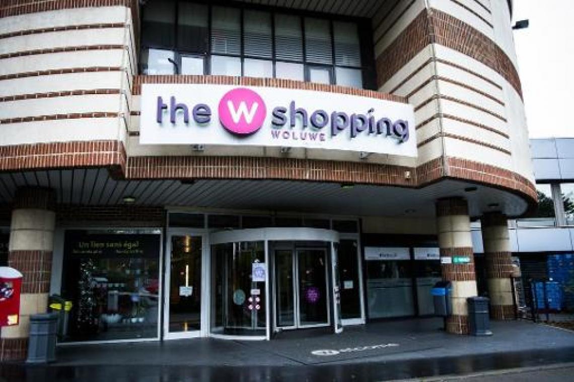 Vals alarm in Woluwe Shopping Center en Docks Brussel