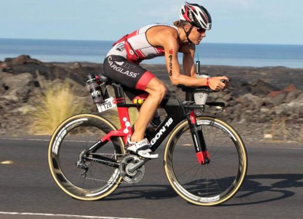 Ironman 70.3 - Tine Deckers goed voor een 5e plaats in Aix-en-Provence, Katrien Verstuyft 6e