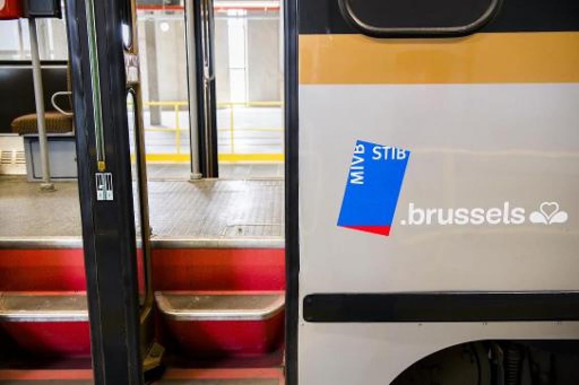 MIVB en Plan International lanceren campagne tegen seksistisch gedrag