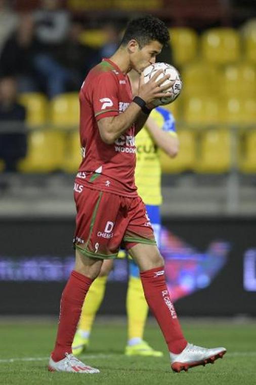 Jupiler Pro League - Zulte Waregem boekt monsterzege bij Waasland-Beveren, Union klopt Kortrijk in 'topper'