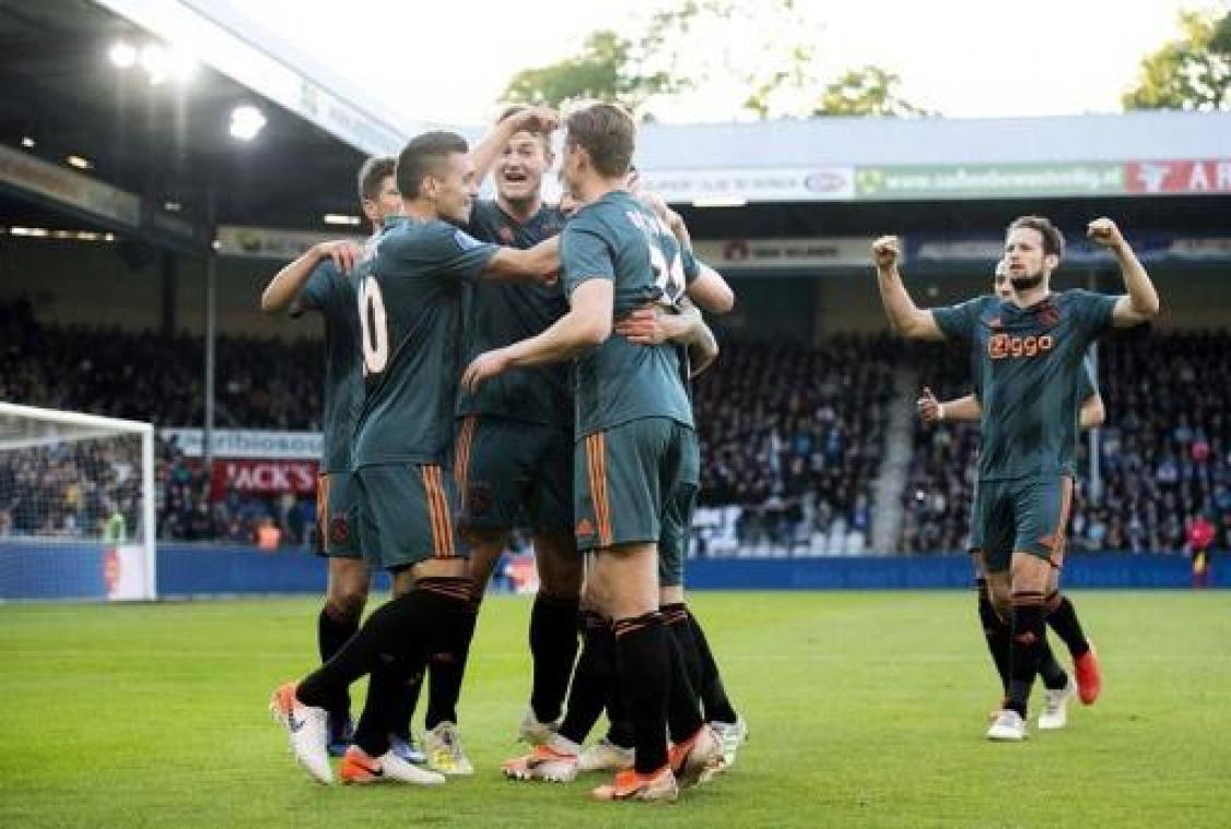 Eredivisie - Ajax kroont zich voor 34e keer tot landskampioen