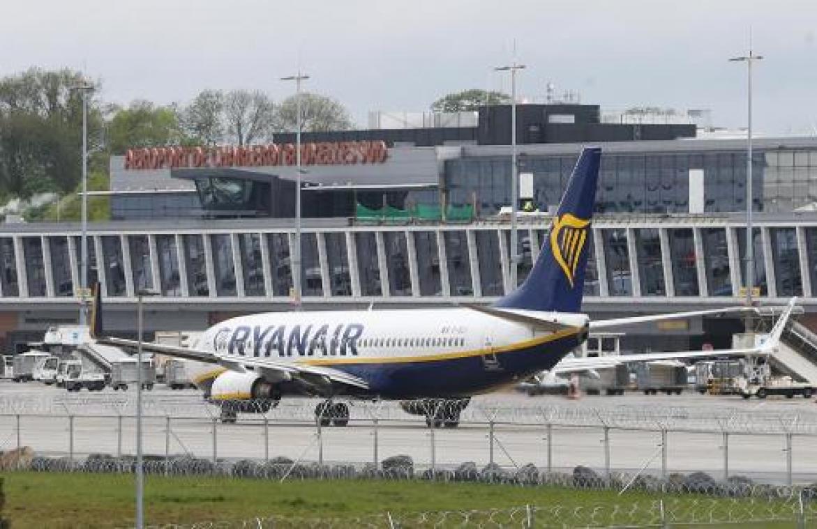 Honderdtal vluchten geschrapt op Zaventem en Charleroi