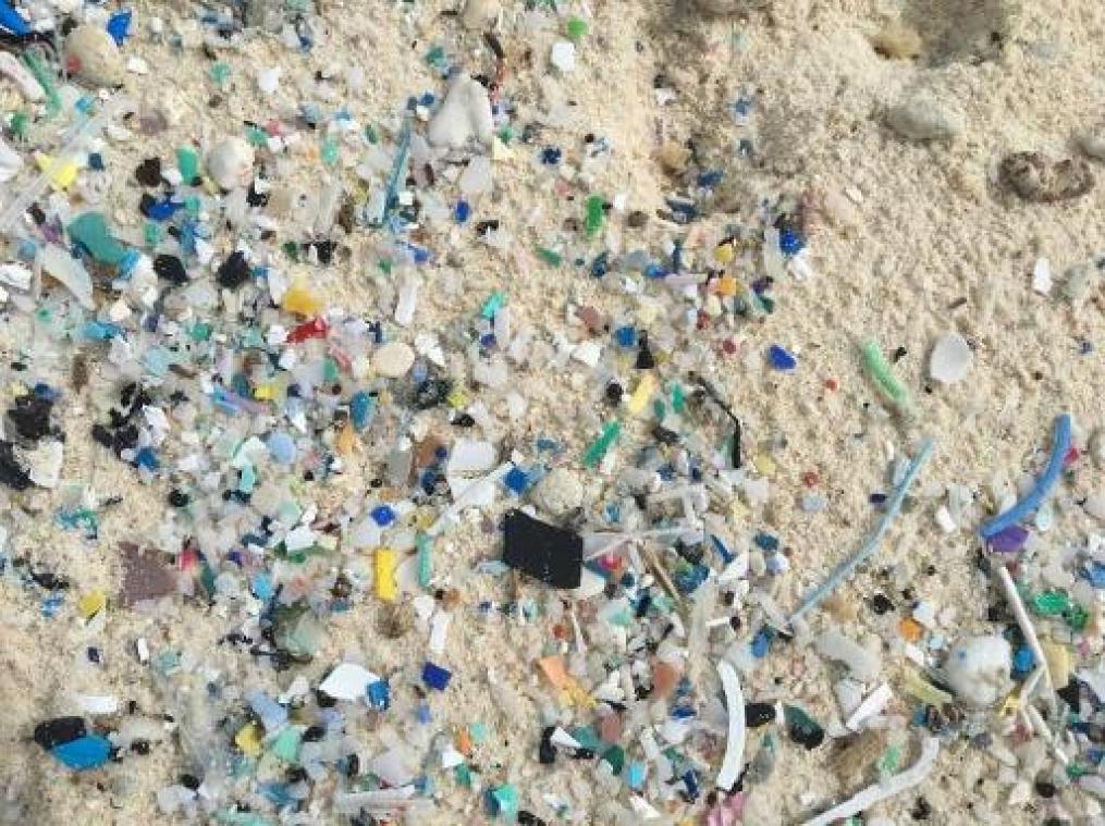 Kusten van afgelegen Australische archipel bezaaid met plastic