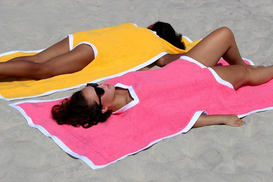 Relax lekker in een 'Towelkini', de perfecte combo van handdoek en bikini