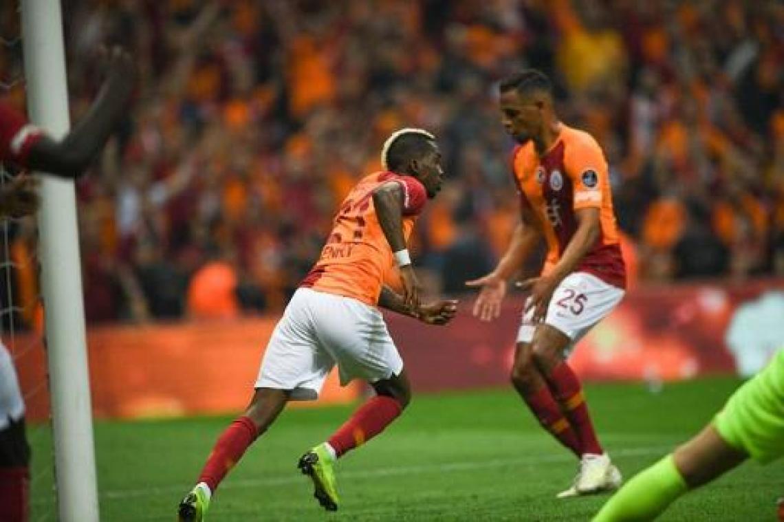 Süper Lig - Galatasaray pakt titel na zege tegen concurrent Basaksehir