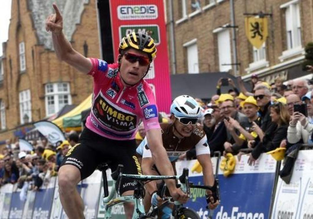 Mike Teunissen triomfeert ook in slotrit en is eindwinnaar Vierdaagse van Duinkerke