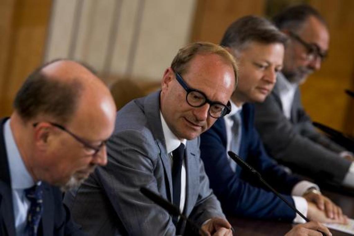 Nieuwe borden verwelkomen weggebruikers in Vlaanderen