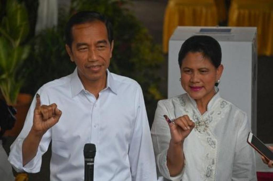 Uittredend president Joko Widodo wint verkiezingen in Indonesië