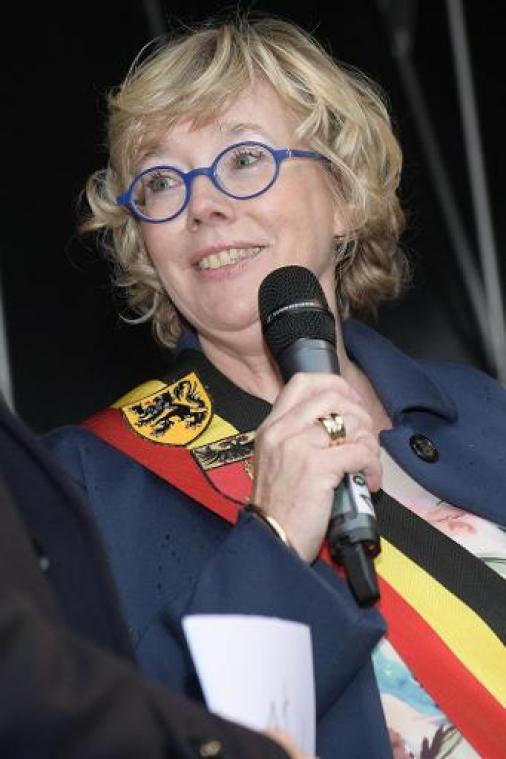 Koninklijk Paleis niet opgezet met verkiezingsfolder Truiens burgemeester Veerle Heeren