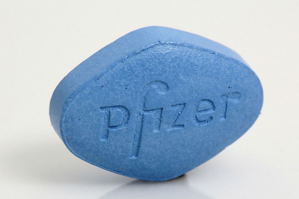 Burgemeester deelt gratis Viagra uit om sluiting school te voorkomen