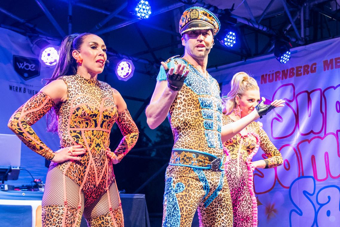 Vengaboys plots weer hot in Oostenrijk door politieke rel