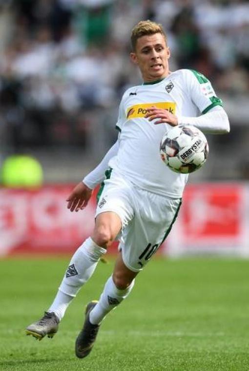 Dortmund lijft Thorgan Hazard officieel in