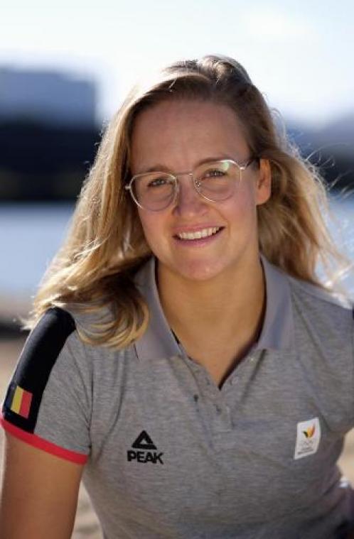 EK zeilen - Emma Plasschaert zakt naar vierde plaats