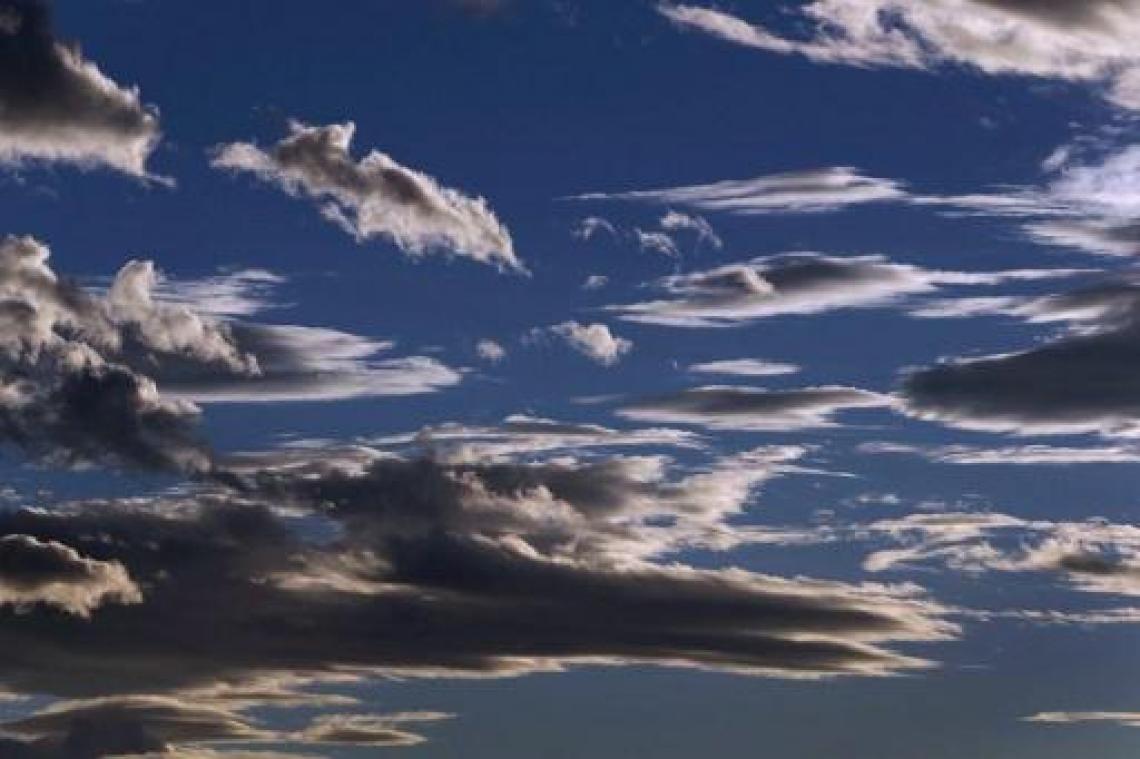 Weerbericht: wisselend bewolkt met mogelijk een buitje in het westen