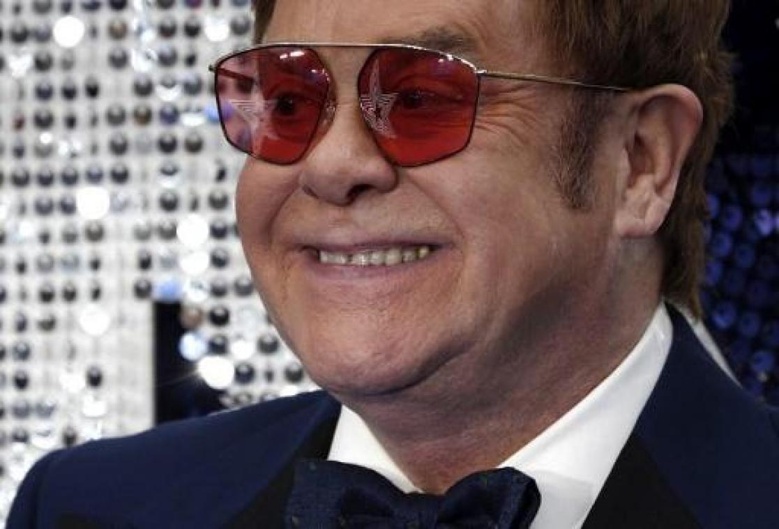 Elton John neemt in stijl afscheid van Belgische fans in Sportpaleis