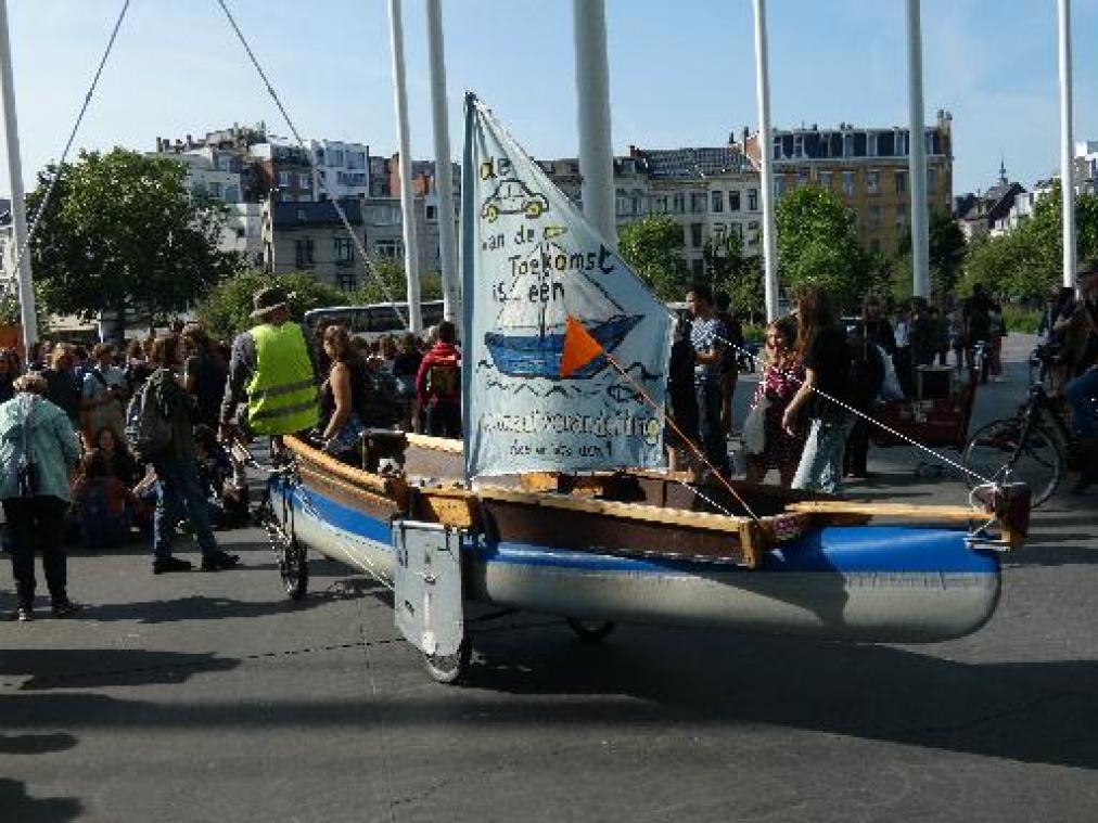 Duizendtal manifestanten maken het even te bont in Antwerpen