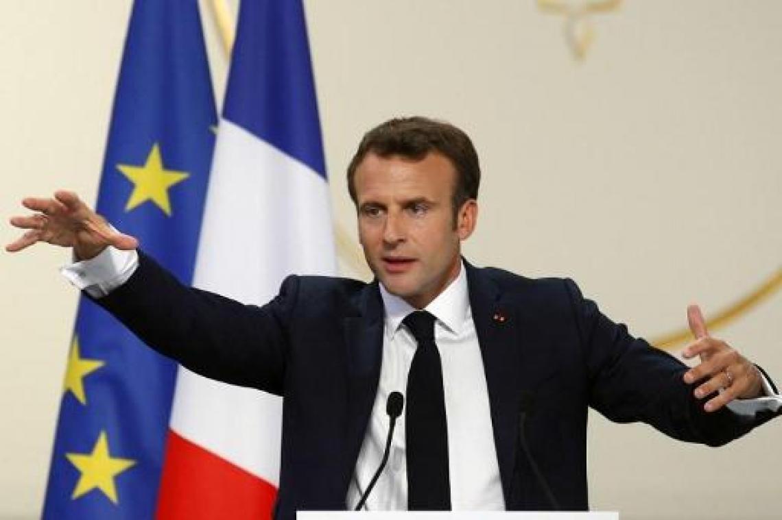 Macron herhaalt dat heropbouw Notre-Dame in vijf jaar mogelijk is