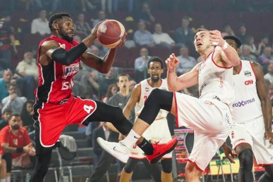 Euromillions Basket League - Giants en Oostende openen play-offs met vlotte thuiszege, Limburg wint in Charleroi