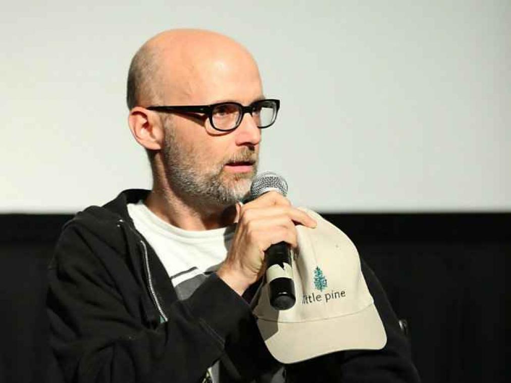 Moby excuseert zich bij Natalie Portman voor liefdesbekentenis: "Niet oké om haar niet in te lichten"