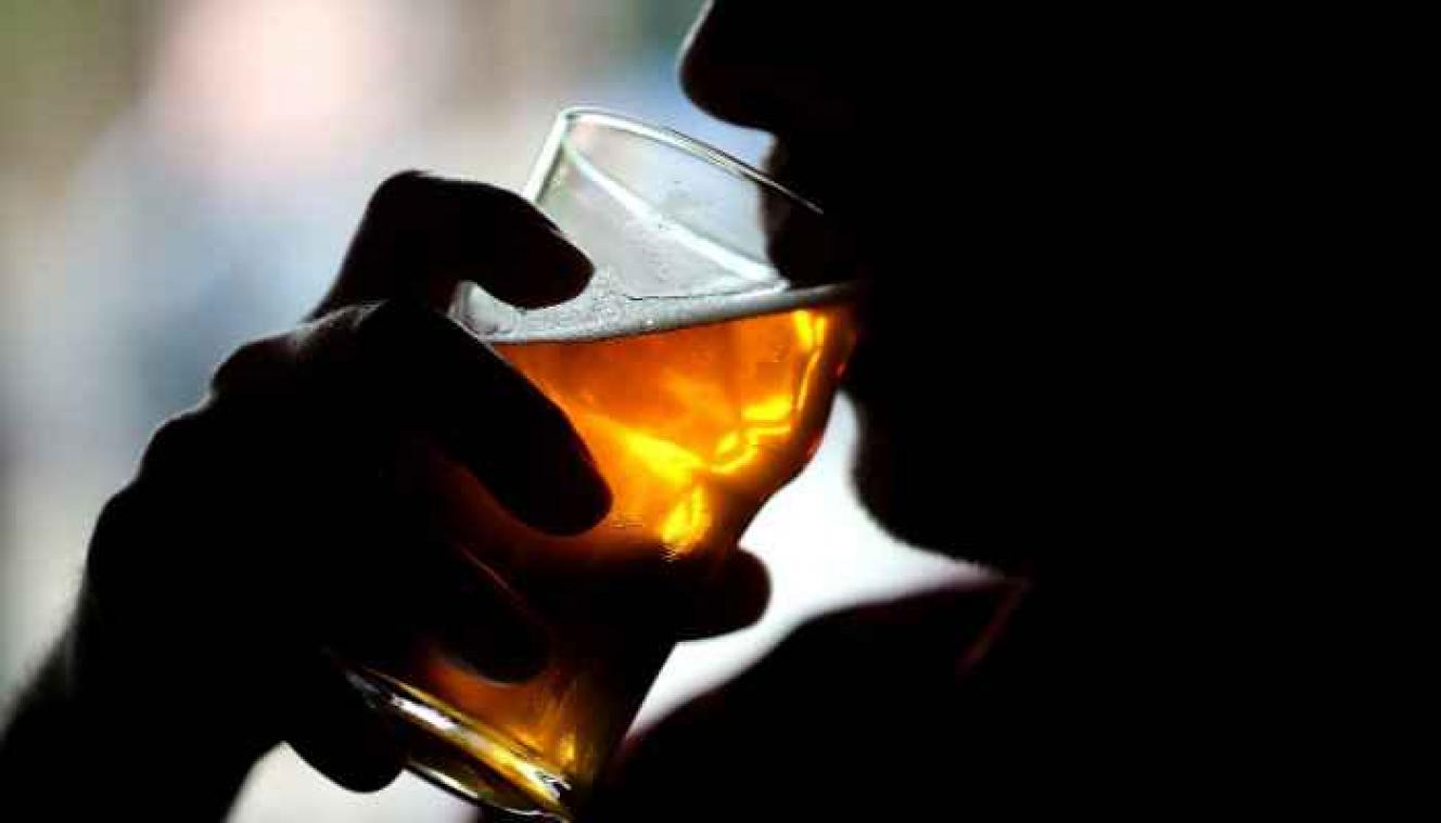 Revolutionair: dit poeder verandert water in alcohol