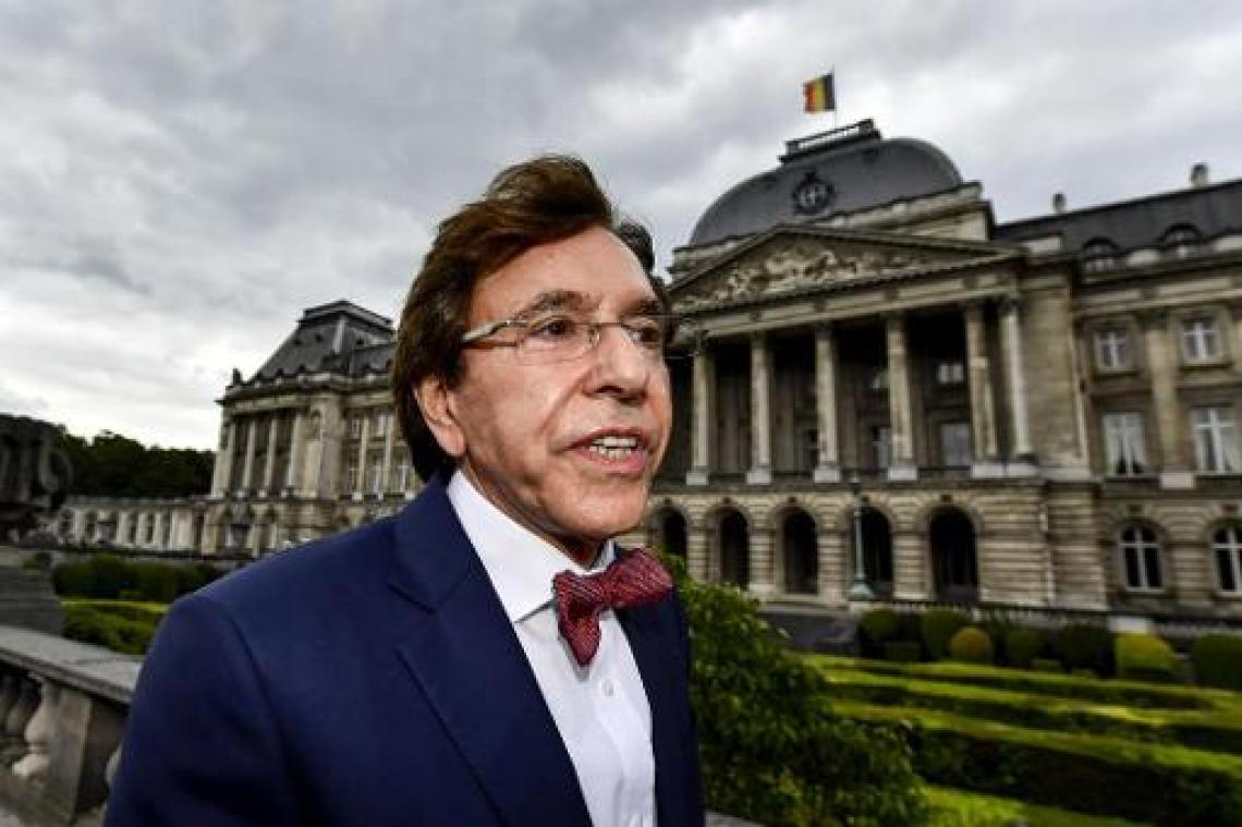 Di Rupo ziet oplossing in federale regering zonder Vlaamse meerderheid